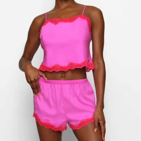 Skims Silk Lace Trimmed Cami & Short set - Neon Orchid size...